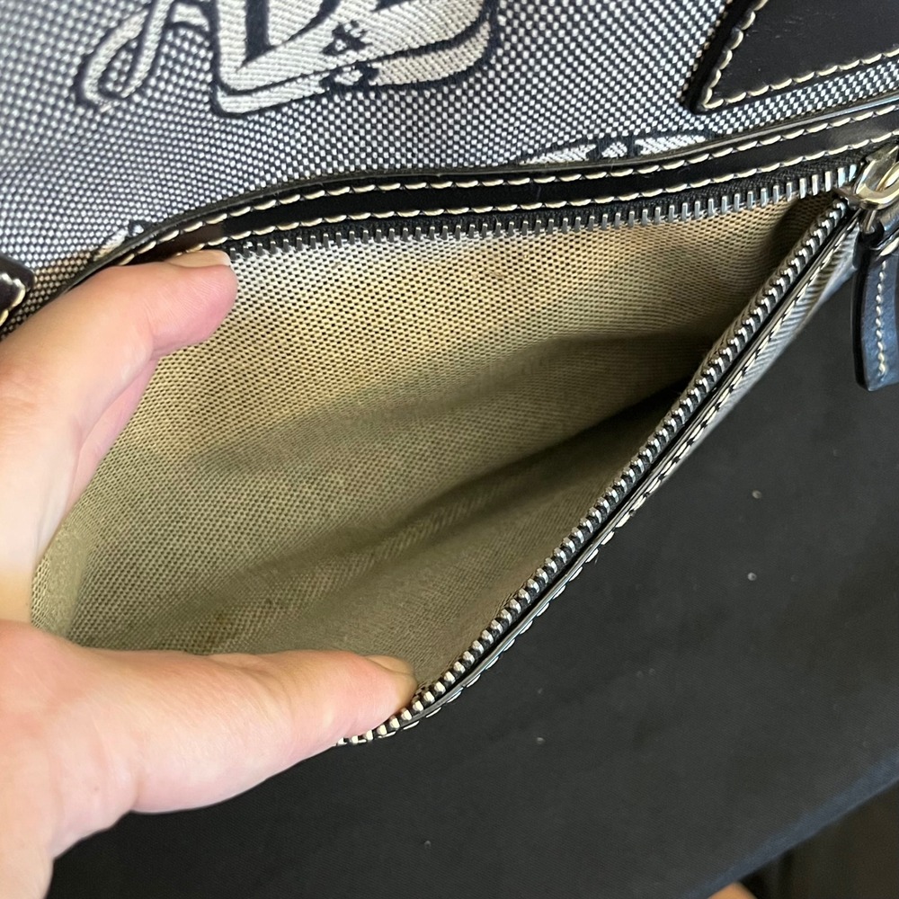Dooney & Bourke Donegal Crest Dome Satchel Monogram Grey Black Leather Trim - Picture 6 of 16